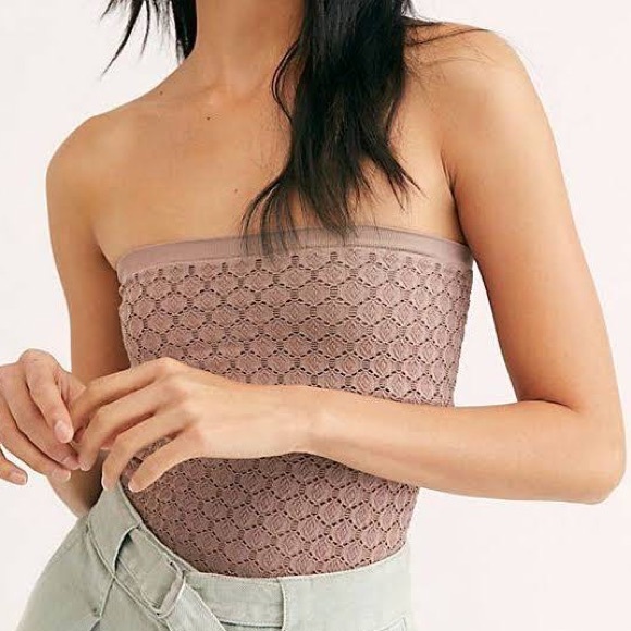 (FI-6) Free People Intimately Seamless Honey Textured Tube Top